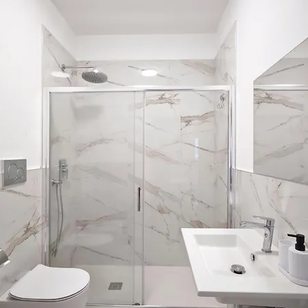 Saturn Appartamento *